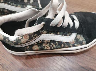 vans trainers