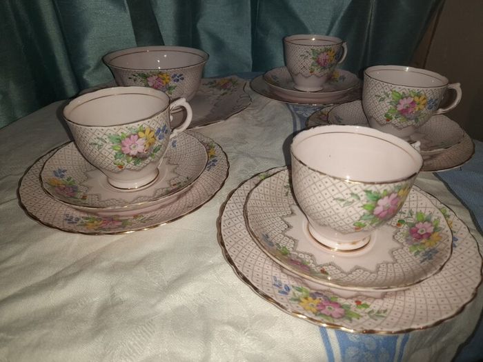 Vintage Tuscan China Tea Set