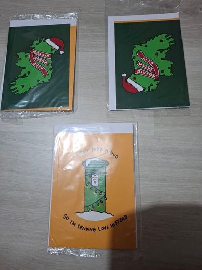 Christmas cards ( 2 euros for 2)