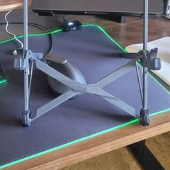 Collapsible laptop stand