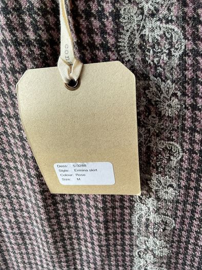skirt bnwt Container brand size medium herringbone jersey fabric