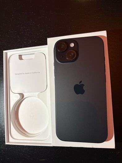 Apple iPhone 15 in black 128 gb with BURGA case and screen protector