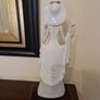 porcelain lady Image 5