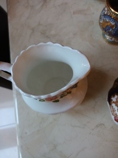 Ansley  "Cottage Garden" Jug.
