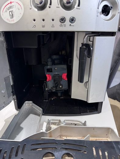DeLonghi Magnifica Caffee Machine