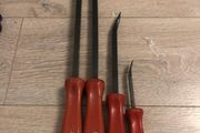 snap on pry bars
