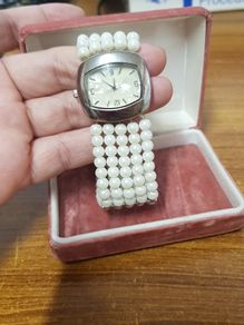 Vintage Watch with Pearl Bracelet