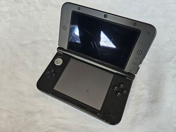 Nintendo 3DS XL