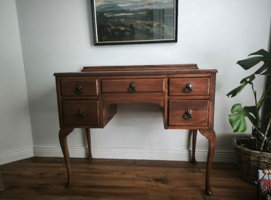 Desk/Vanity