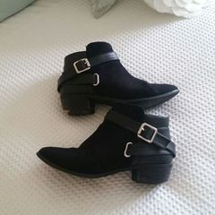 Dorothy Perkins Black Boots - Size 4