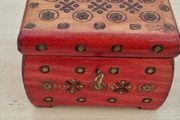 Vintage wooden box for jewelry or threads