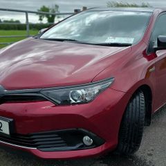2018 Toyota Auris Hybrid Automatic 80,455 kms