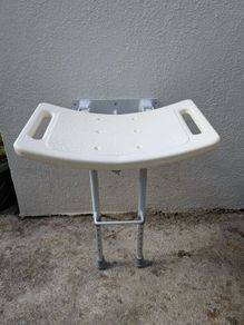 shower seat