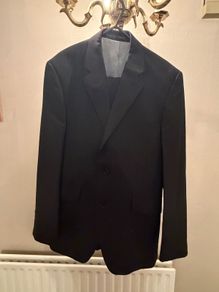 Prostretch medium men's suit jacket & trousers
