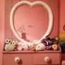 SELL OR SWAP vintage wooden rustic heart/mirror/drawers Image 6