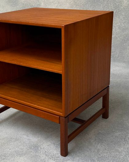 Mid-Century Cabinet/Night Stand