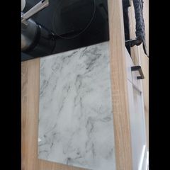Glass chopping board