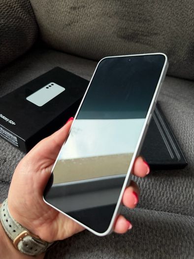Samsung Galaxy S24+ - 256 GB 12 GB RAM