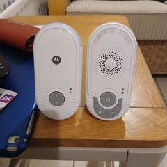 Motorola MBP8 Digital Audio Baby Monitor