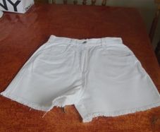 Ladies White Cotton Shorts for Sale