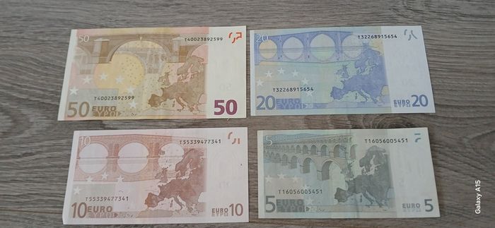 first euro notes T series Ireland