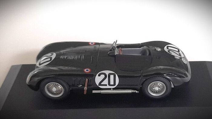 Diecast Model Le Mans Winning Jaguar C Type XK120 1951 1st - Quartzo 1:43