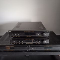 Parasound stereo preamplifier Zpre two mono stereo power amplifier Zamp and Ztuner