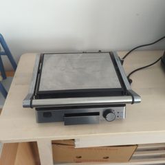 Electric grill panini press