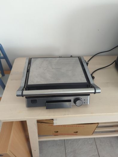 Electric grill panini press