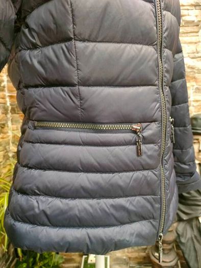 Beaumont Amsterdam ladies down light weight puffer jacket  Size Small 38 EU Full zip 2 zip pockets  Great winter jacket  Measurements in the photos