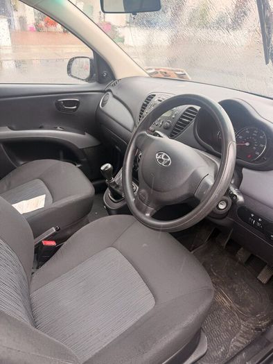 Hyundai i20 2013-only 79,000km excellent condition