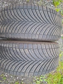 2x 245/45/19  Bridgestone