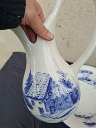 ceramic blue washing bassin set