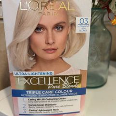 Loreal Paris Excellence Ultra Lightening 03