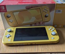 Nintendo Switch Lite
