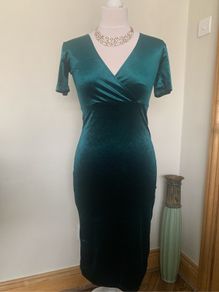 Zara green velvet dress. Size S