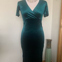 Zara green velvet dress. Size S