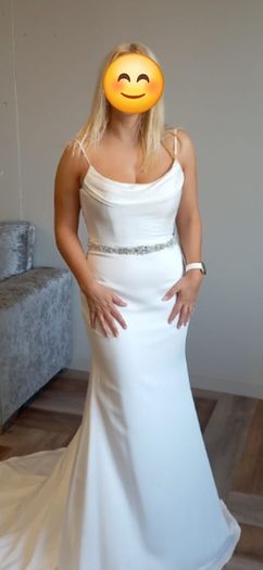wedding dress
