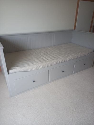 Ikea Hemnes Day Bed