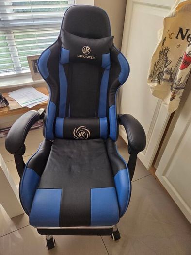 gaming chair