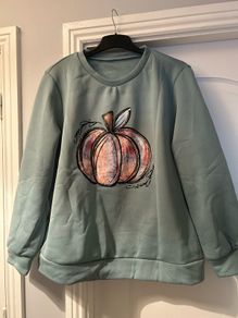 Pumpkin jumper