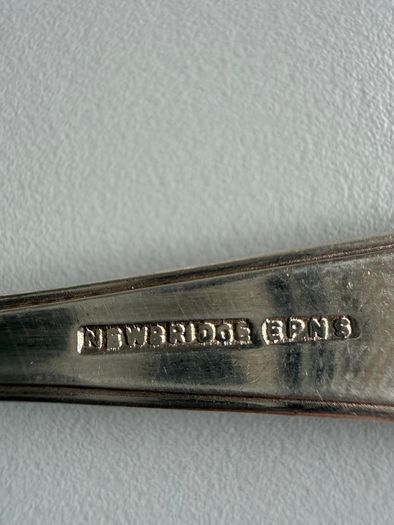 Made in Ireland - Vintage Newbridge Boxed Set of 6 Silver-Plated Pastry Forks