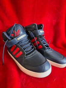 Adidas Originals AR 2.0 SIZE 13UK / EU47