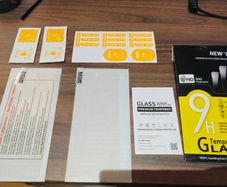 Samsung s23 plus tempered glass screen protector