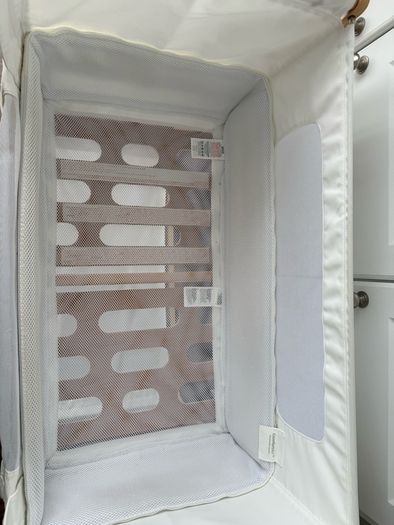 Snuz Pod 4 with mattress, protector, fitted sheets and more