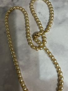 pearl necklace