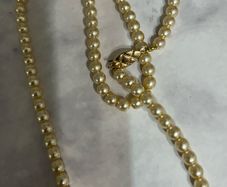 pearl necklace