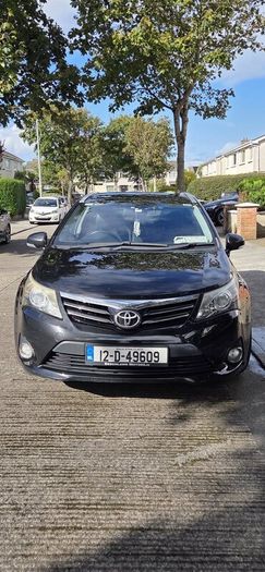 Toyota Avensis 2012 price reduction