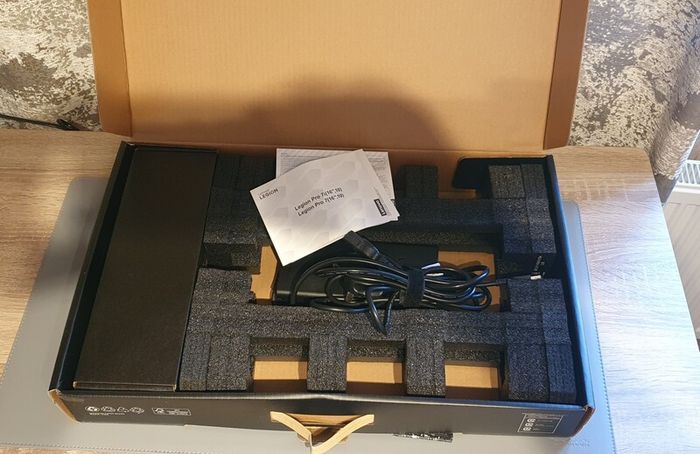 Lenovo Legion Pro7
