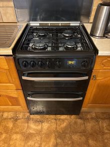 Hotpoint Gas cooker - hob and oven